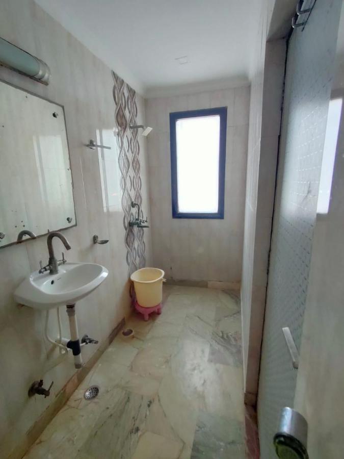 Hotel Laxman Resort By The Golden Taj Group &Hotels Agra  Bagian luar foto