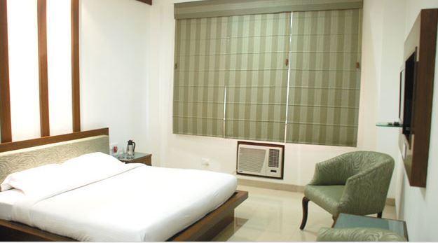 Hotel Laxman Resort By The Golden Taj Group &Hotels Agra  Bagian luar foto
