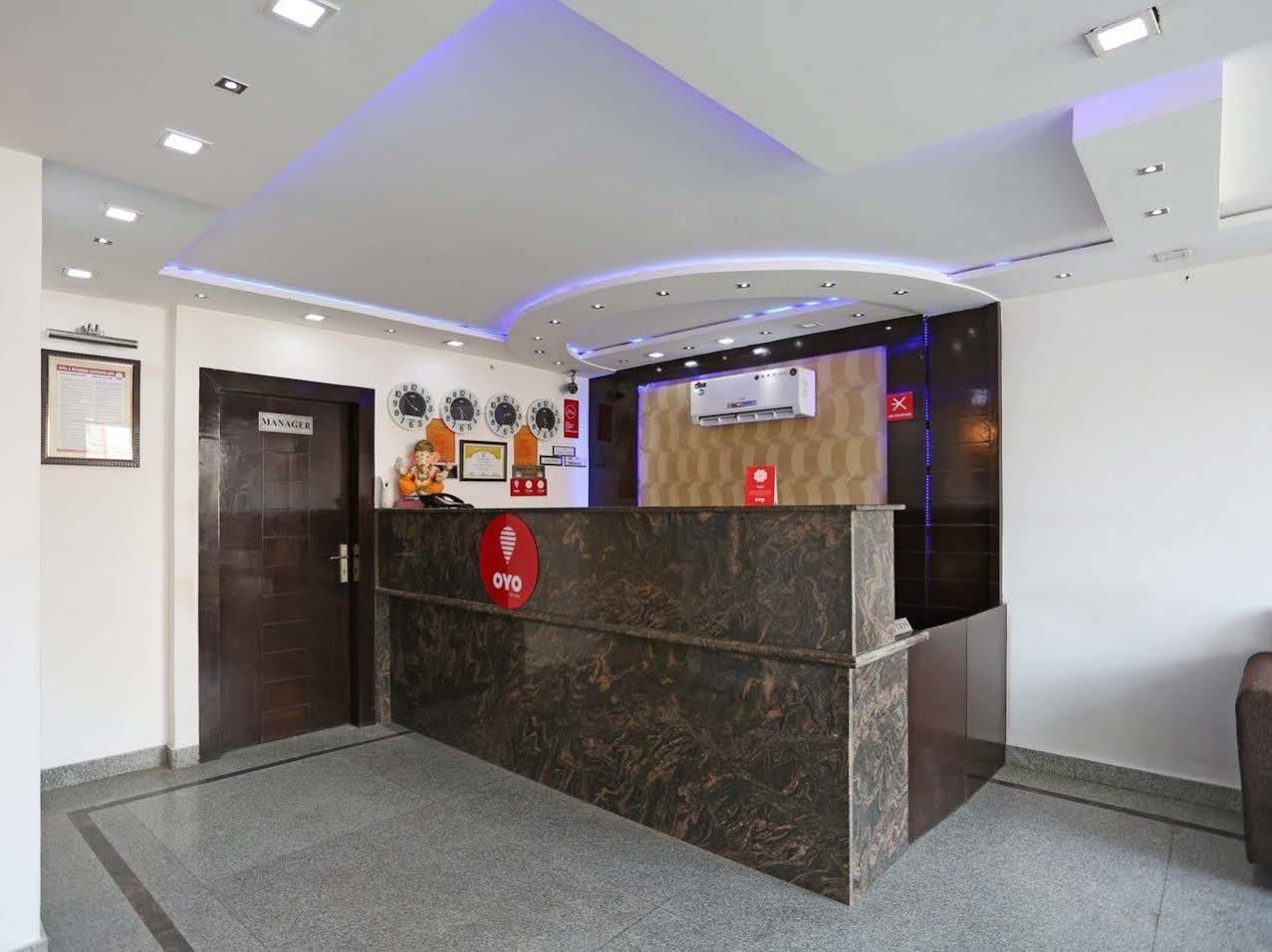 Hotel Laxman Resort By The Golden Taj Group &Hotels Agra  Bagian luar foto